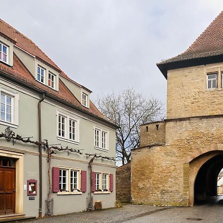 Weingut Gaestehaus Weigand Iphofen Esterno foto